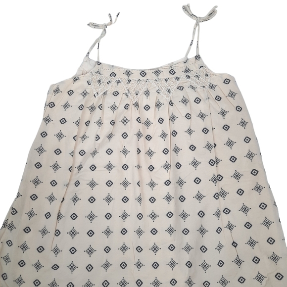Gap Smocked Spaghetti‎ Strap Camisole Geometric Print Size XS Girls - Picture 7 of 7